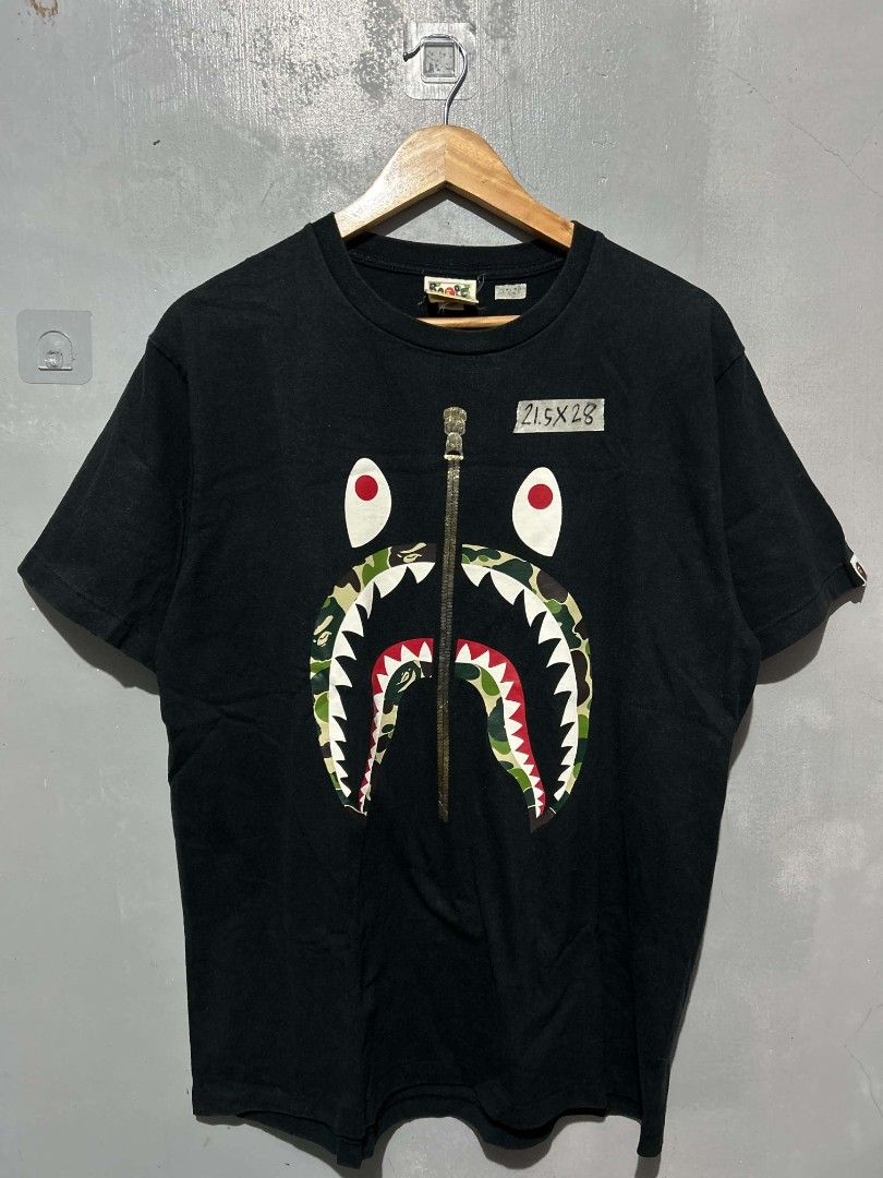 Authentic BAPE SHARK CAMO (Category: Tshirts & Polo Shirts ) located in Bayombong. Submitted by hc_apparel0124 (Listing ID 1466494195, Image 1). Description: Need Wash only pwede pang gala maganda ang tela.