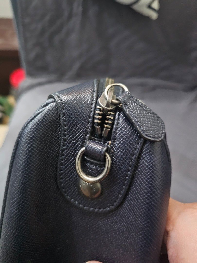 Authentic Coach Varsity Patches Bag (Category: Shoulder Bags) located in Manila. Submitted by shopaholicmimi (Listing ID 1466536284, Image 3). Description: 📍preloved and in good condition (please see photos) not ergo, legacy, vintage, soho, saddle, demi, zoe, carly, eastwest, patchwork, rare, canvas, signature, laurel, hobo, kili.