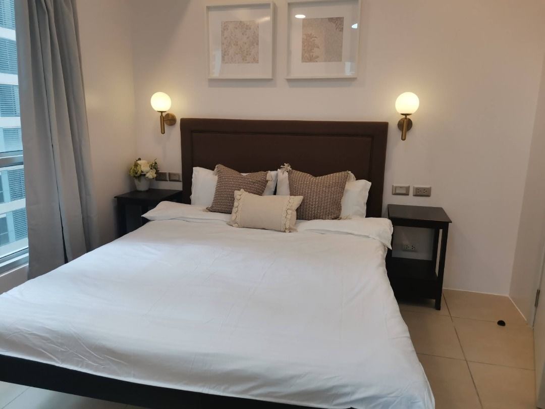 Avida Towers Verte 2BR For Rent (Category: Apartments & Condos) located in Makati City. Submitted by lemontreerealestateinc. (Listing ID 1466387108, Image 2). Description: FOR RENT AVIDA TOWERS VERTE Furnished 2-bedroom condominium unit for rent at Avida Towers Verte with a 62 sqm floor area. This Furnished condo in Taguig offers a comfortable and convenient lifestyle in a prime location near offices, shopping malls, restaurants, and business est