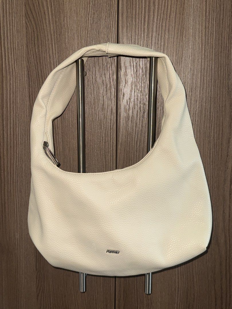 aztrid small hobo bag - sundae (Category: Shoulder Bags) located in Binan City. Submitted by eeaiaa (Listing ID 1466362564, Image 1). Description: bought it for ₱850 rp: ₱949 silver hardware mod: lalamove/j&t price negotiable! .