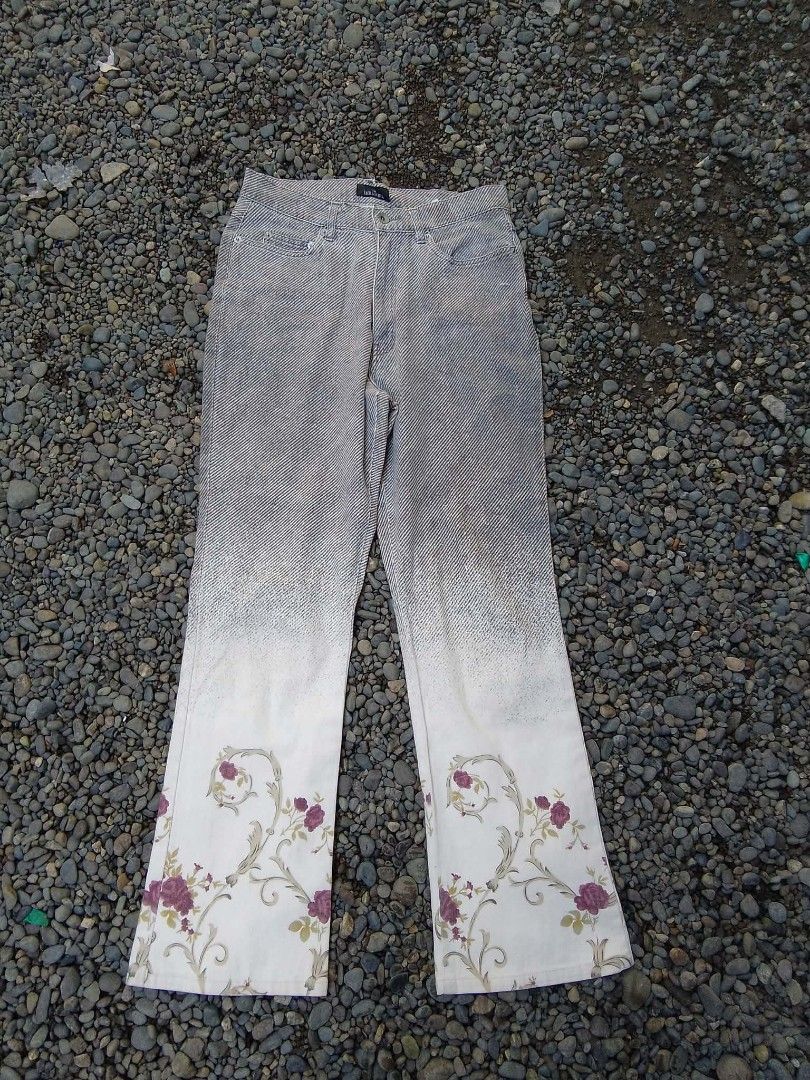 Back & Forth Grey Striped Floral Hem Denim Jeans (Category: Jeans) located in Manila. Submitted by trifted.lootsph (Listing ID 1466461317, Image 1). Description: - Brand: Back & Forth - Design: Grey and white stripe pattern with a gradient fade and white hem featuring a rose floral print - Details: Button closure with metal hardware, zip fly, and back patch pockets - Size: Tagged size 64 - Material: 95% cotton, 5% polyurethane - Condition: Excell