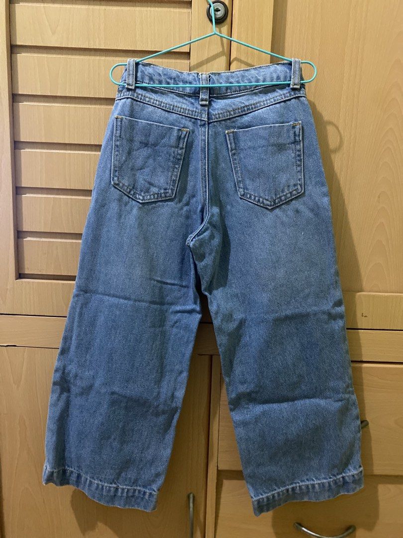 Baggy pants (Category: Babies & Kids Fashion) located in Calamba. Submitted by happy_lindzyp (Listing ID 1466445288, Image 2). Description: Preloved items. Take all for only ₱300 All items are branded. .