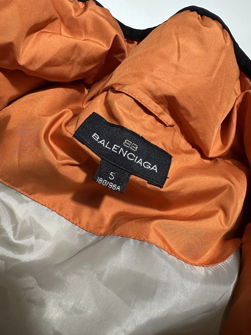 Balenciaga Jacket (Category: Coats, Jackets and Outerwear) located in Valenzuela. Submitted by wytepicks (Listing ID 1466465437, Image 3). Description: Balenciaga Jacket Good Condition Vest 1500 only.