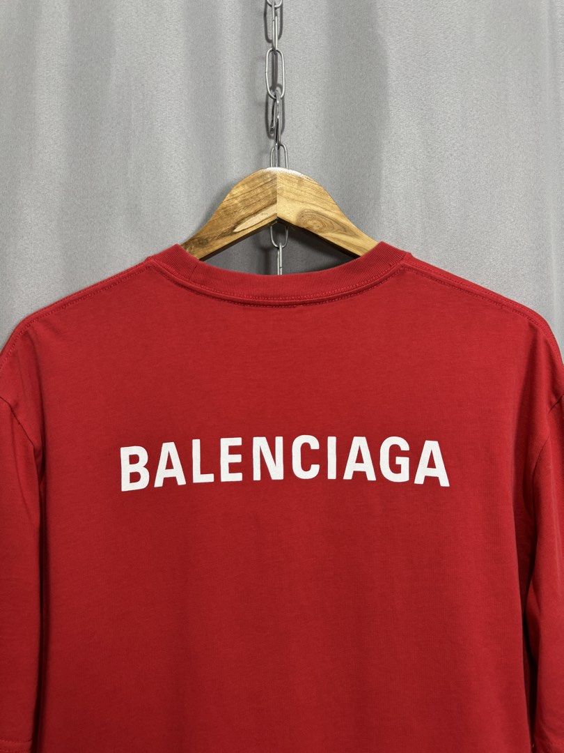 Balenciaga Script Logo Tee (Category: Tshirts & Polo Shirts ) located in Meycauayan. Submitted by itstimothrifts (Listing ID 1466386902, Image 3). Description: Balenciaga Script Logo Tee Excellent Condition No flaws S on tag fits L W 21.5 L 29 .
