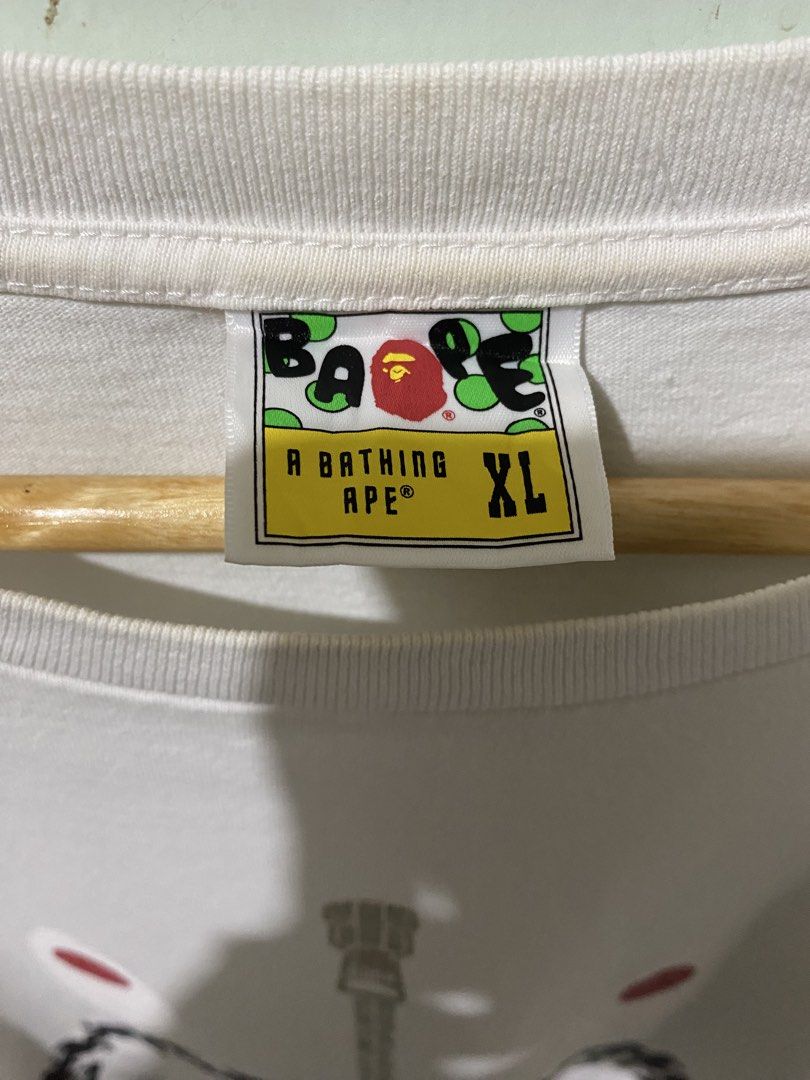 BAPE SHARK TEE (Category: Tshirts & Polo Shirts ) located in Rizal. Submitted by thrift.cartel (Listing ID 1466378472, Image 3). Description: NOT SURE IF WASHABLE.