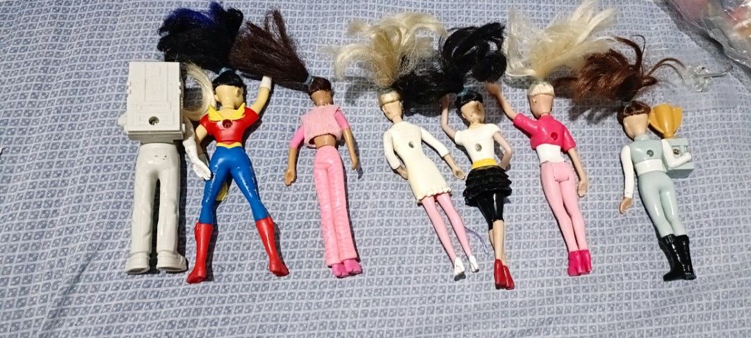Barbie (Category: Kids Toys) located in Baguio. Submitted by nerissatso45956 (Listing ID 1466399088, Image 3). Description: mix Barbie assorted design collectibles take all.