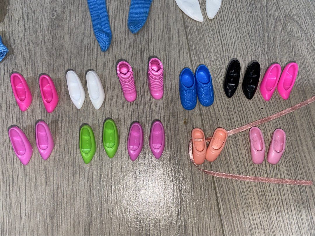 Barbie clothes and accessories (Category: Kids Toys) located in Las Pinas. Submitted by sherylandmargaux (Listing ID 1466463039, Image 3). Description: .