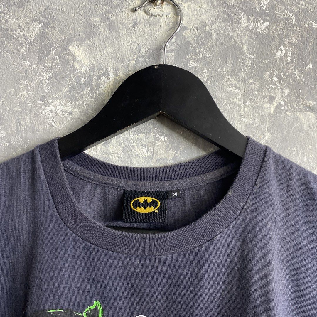 Batman x Joker (Category: Tshirts & Polo Shirts ) located in Pasig City. Submitted by lumangkamisa (Listing ID 1466337479, Image 3). Description: Medium, no flaws.