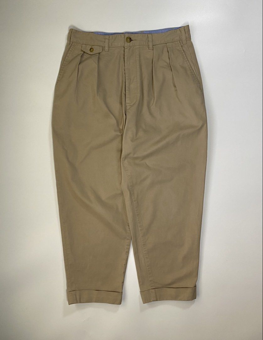 Beams Pleated Trouser Japan (Category: Trousers) located in Bago City. Submitted by johnpaul_gidlayan (Listing ID 1466413072, Image 1). Description: Beams Pleated Trouser Item Details Size: 32 (Medium) Lenght: 36 Leg Opening: 7.5 Rise: 12.5 Condition: Verygood condition (needwash) Color Rate: 9/10 Flaws: None (Item color vary due to lighting) — Price: 850+sf.
