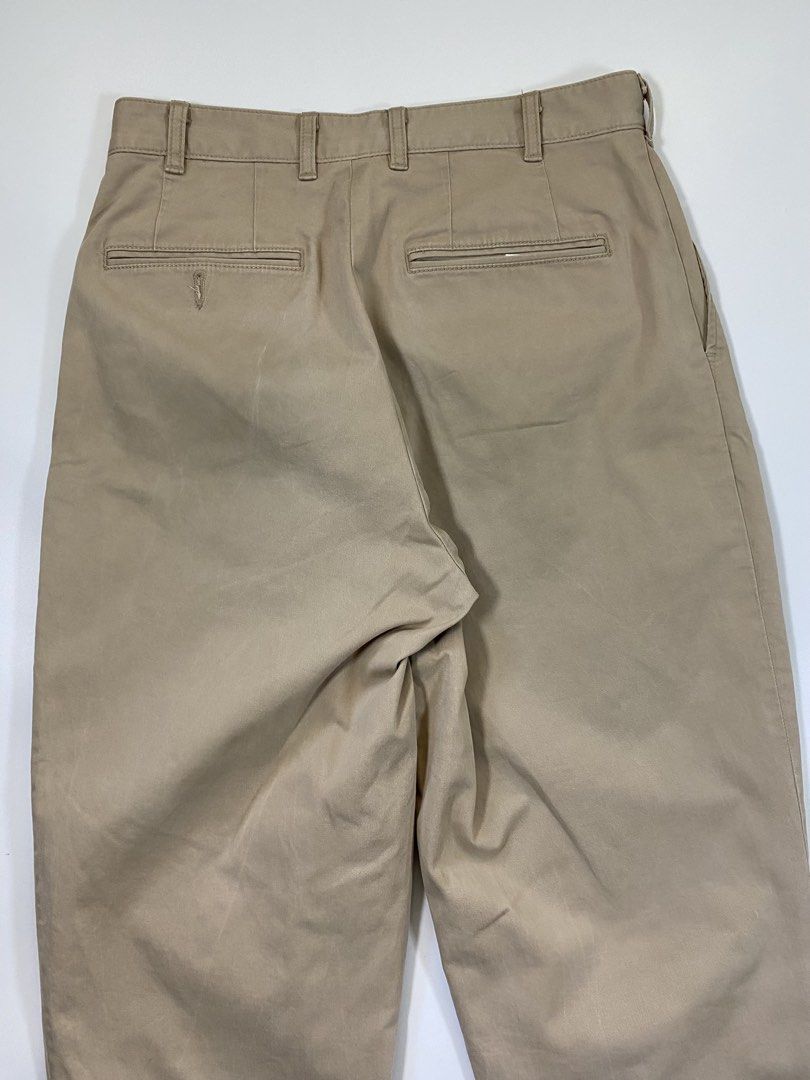 Beams Pleated Trousr Japan (Category: Chinos) located in Bago City. Submitted by johnpaul_gidlayan (Listing ID 1466467343, Image 3). Description: Beams Pleated Trouser Made in Japan Item Details Size: 30 (Small) Lenght: 36 Leg Opening: 7.5 Rise: 12 Condition: Verygood condition (needwash) Color Rate: 9/10 Flaws: Stain and dirt (Item color vary due to lighting) — Price: 750+sf.