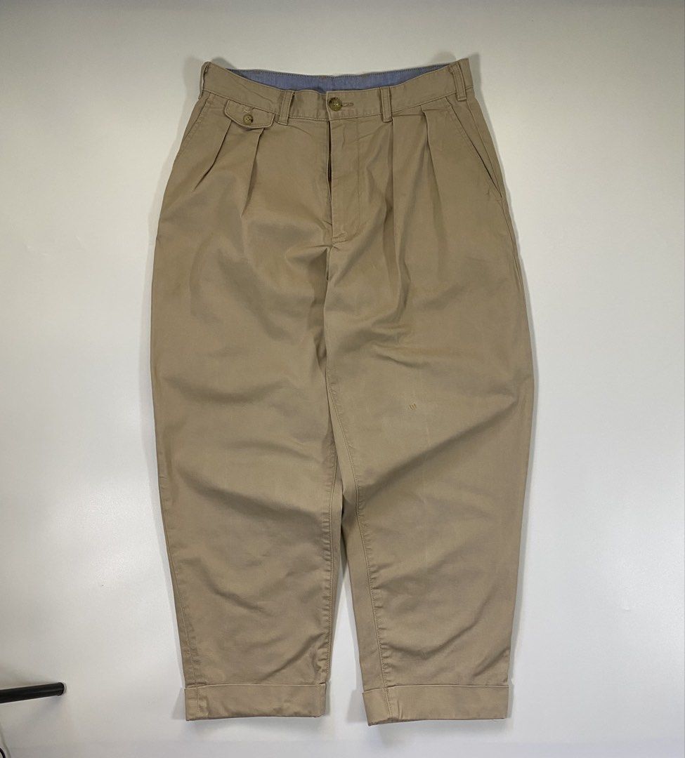Beams Pleated Trousr Japan (Category: Chinos) located in Bago City. Submitted by johnpaul_gidlayan (Listing ID 1466467343, Image 1). Description: Beams Pleated Trouser Made in Japan Item Details Size: 30 (Small) Lenght: 36 Leg Opening: 7.5 Rise: 12 Condition: Verygood condition (needwash) Color Rate: 9/10 Flaws: Stain and dirt (Item color vary due to lighting) — Price: 750+sf.