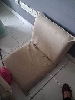 (Category: ) located in . Submitted by wivs_preloved (Listing ID 1466410298, Image 1). Description: .