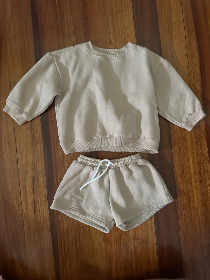 Beige Sweater & Shorts Set, Size: 18-24M (Category: Babies & Kids Fashion) located in Makati City. Submitted by travelfinds34611 (Listing ID 1466427954, Image 1). Description: NEVER WORN. LIKE NEW Beige Sweater & Shorts Set, Size: 18-24M * Last photo is only to show the color comparison to the same item also listed separately in a different color (taupe grey).