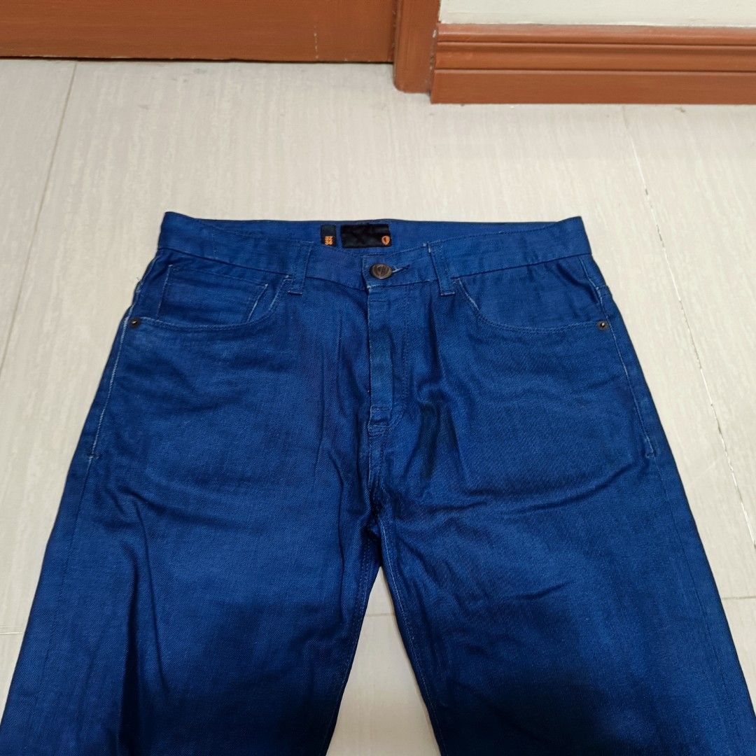 Ben Sherman Rod Blue Jeans Size 32 (Category: Jeans) located in Nasugbu. Submitted by staffpicks1515 (Listing ID 1466404063, Image 3). Description: - Brand: Ben Sherman - Model: Rod - Color: Blue (Clean dark wash) - Size: 32 waist / 29 inseam - Pockets: Two side pockets, two back pockets - Details: Leather brand patch on back waistband - Origin: Made in Turkey - Condition: Ready to wear.