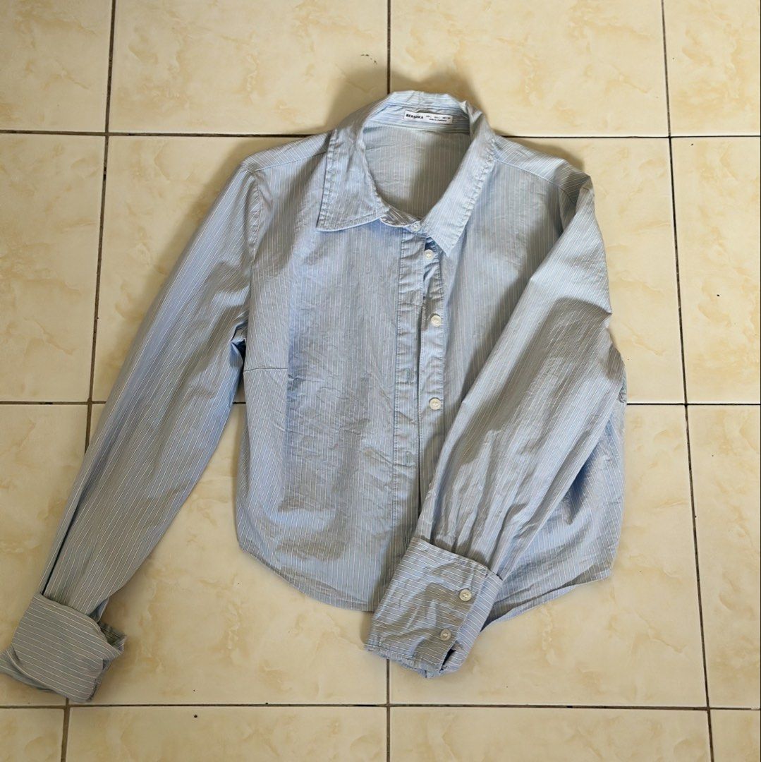 bershka polo top (Category: Blouses) located in Taguig. Submitted by andslovematcha (Listing ID 1466424068, Image 1). Description: used once no issues ! just need to iron original from bershka.