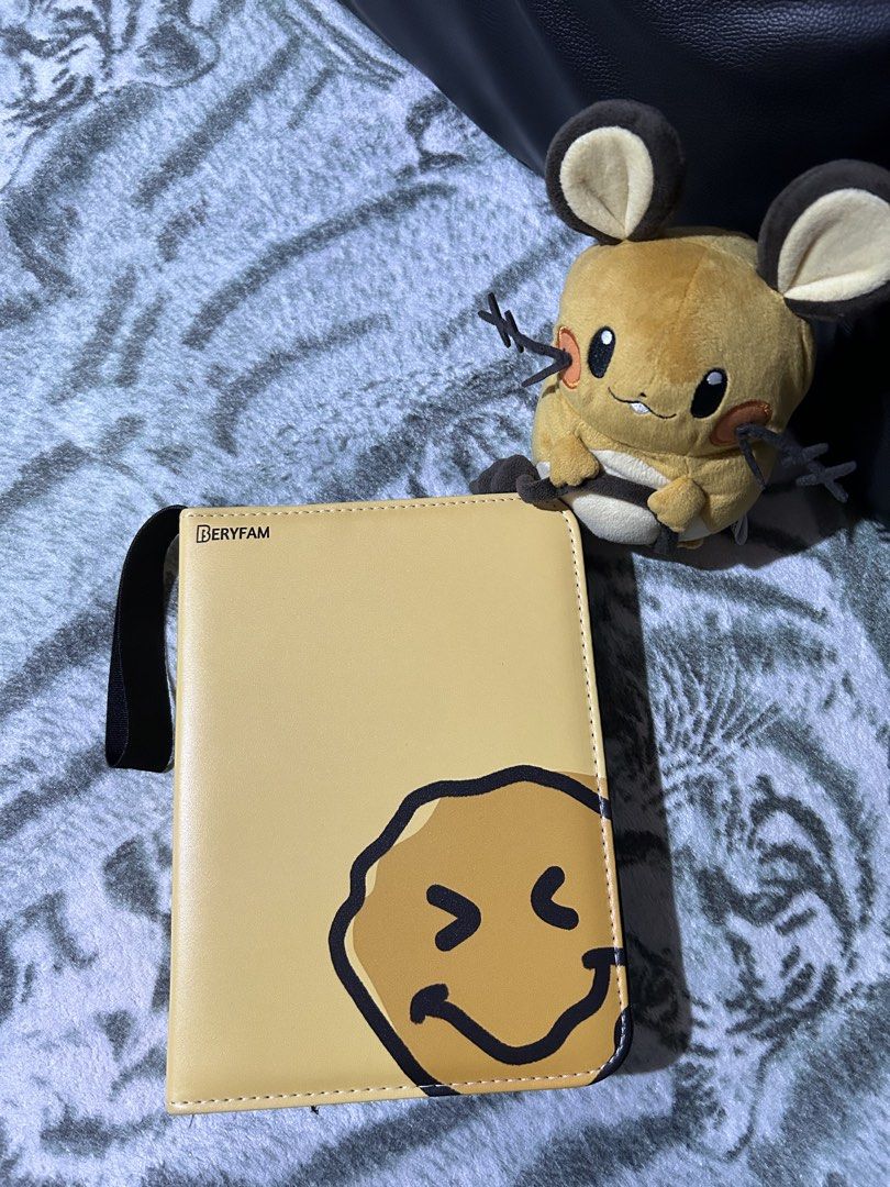 Beryfam Leather Zip Binder Classic Apricot (Category: Stationery & School Supplies) located in Manila. Submitted by mxveronicx (Listing ID 1466534408, Image 1). Description: - Brand/Model: Beryfam Leather Zip Binder Classic Apricot - Secure zipper closure, durable faux leather cover, and sturdy 3-ring binder mechanism - with transparent pocket sleeves, ideal for organizing K-pop photocards, trading cards, or stationary items - Minimal issue, some