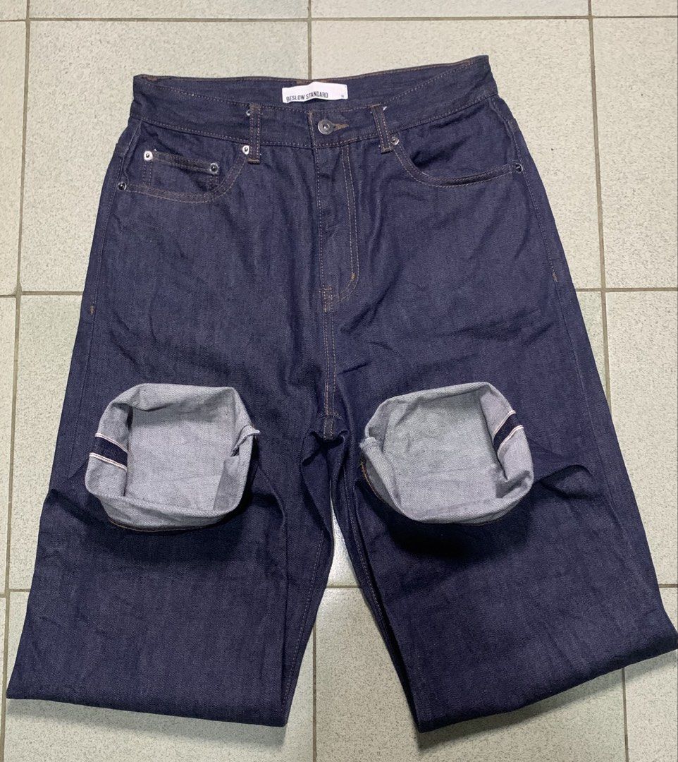 Beslow Standard Raw Selvedge Denim Jeans (Category: Jeans) located in Davao. Submitted by mysticeagle-2763 (Listing ID 1466465241, Image 3). Description: Dimes W-32📌 L-42📌 T-13📌 H-9📌.