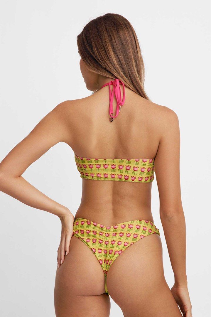 bikini set (Category: Bikinis & Swimsuits) located in Taguig. Submitted by shoppiaholic (Listing ID 1466388567, Image 2). Description: top - s bottom - m.