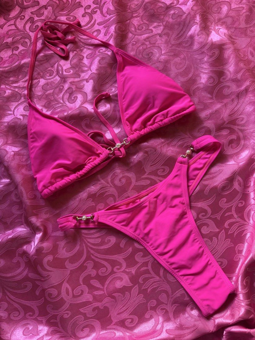 bikini Swimwear (Category: Bikinis & Swimsuits) located in Manila. Submitted by roshanajean (Listing ID 1466372098, Image 2). Description: - WOMEN’S SWIMWEAR 🍒all brand new 🍒 PM for more deets.
