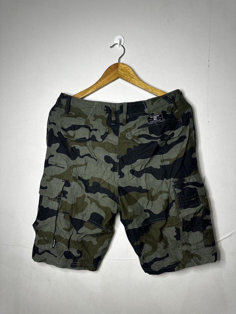 BILLABONG CARGO (Category: Shorts) located in Molave. Submitted by thriftmate13 (Listing ID 1466527219, Image 2). Description: .