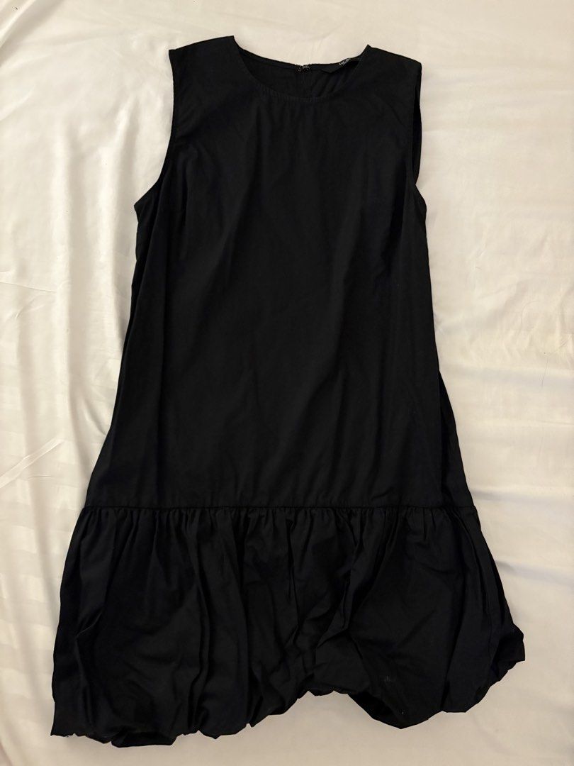Black Casual Dress | Forme (Category: Dresses) located in Baguio. Submitted by outfromcloset (Listing ID 1466527418, Image 1). Description: .