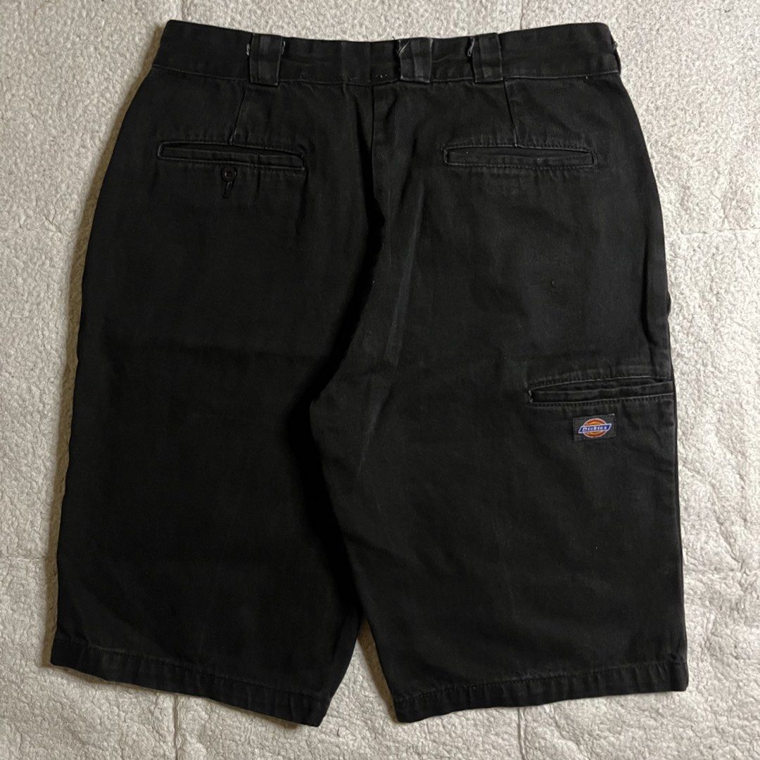 Black dickies jorts (Category: Shorts) located in Coron. Submitted by tr1p2thr1ft (Listing ID 1466413426, Image 2). Description: Size 32 23 length 10 hem No issue As new condition Already washed.