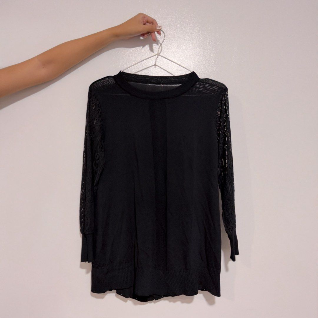 black lace sleeved top (Category: Blouses) located in Cebu City. Submitted by cuteoncue (Listing ID 1466545199, Image 2). Description: med-large.