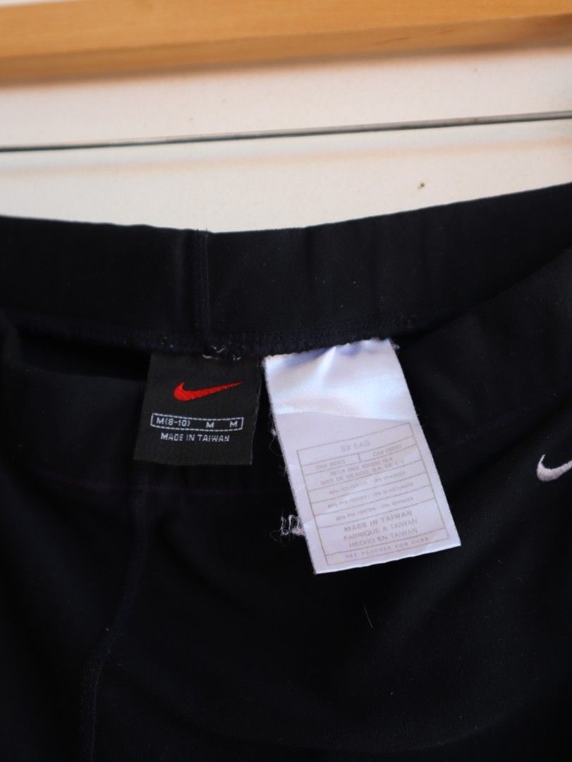 Black Nike y2k pants (Category: Other Bottoms) located in Tarlac. Submitted by gatheredthrift (Listing ID 1466377232, Image 3). Description: .