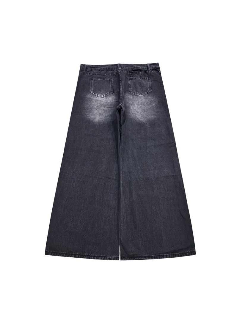 BLACK WASHED BAGGY / WIDE LEGGED JEANS (Category: Jeans) located in Subic. Submitted by kidfrom00s (Listing ID 1466393018, Image 2). Description: BLACK WASHED BAGGY / WIDE LEGGED JEANS 34” TO 36” WAIST 14” THIGH 41” LENGTH 12.5” HEM / OPEN LEG.