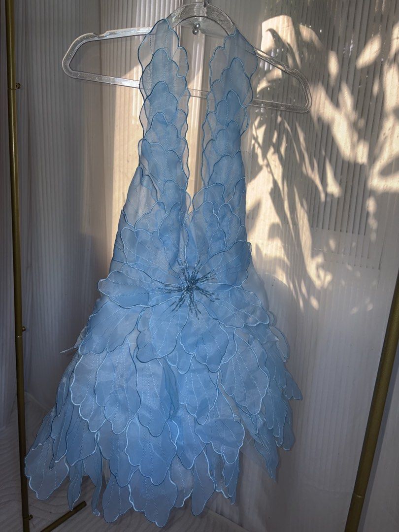 Blue Vietnam dress (Category: Dresses) located in San Luis. Submitted by denii_milo (Listing ID 1466375120, Image 2). Description: Brandnew Vietnam Dress Size Small.