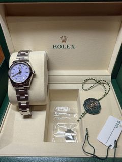 (Category: ) located in . Submitted by vintage.luxury (Listing ID 1466421901, Image 1). Description: .