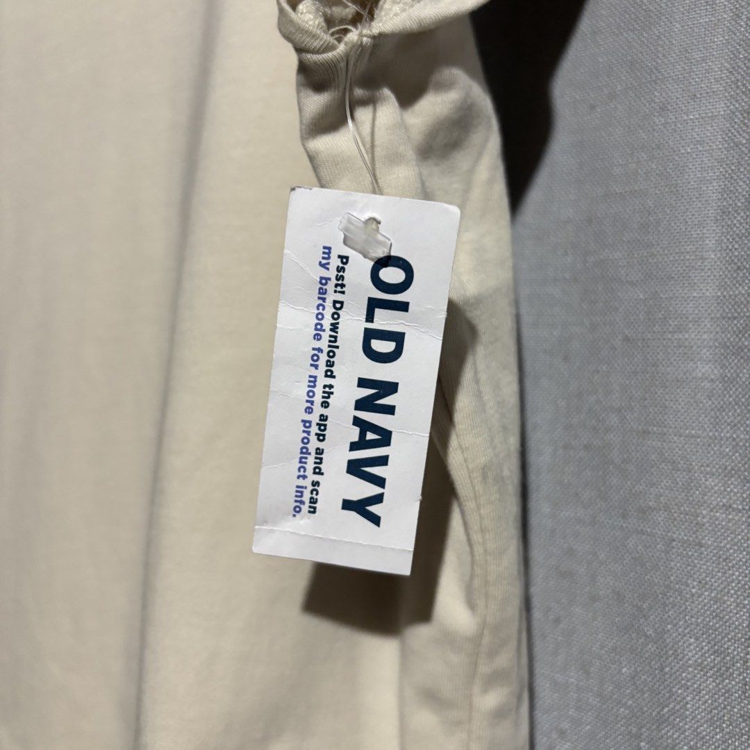 BNWT Old Navy Beige V-Neck Bodysuit (Category: Others Tops) located in Tanjay. Submitted by febmarie (Listing ID 1466464054, Image 3). Description: 📍 Negros Oriental 📦 J&T — SF c/o buyer .