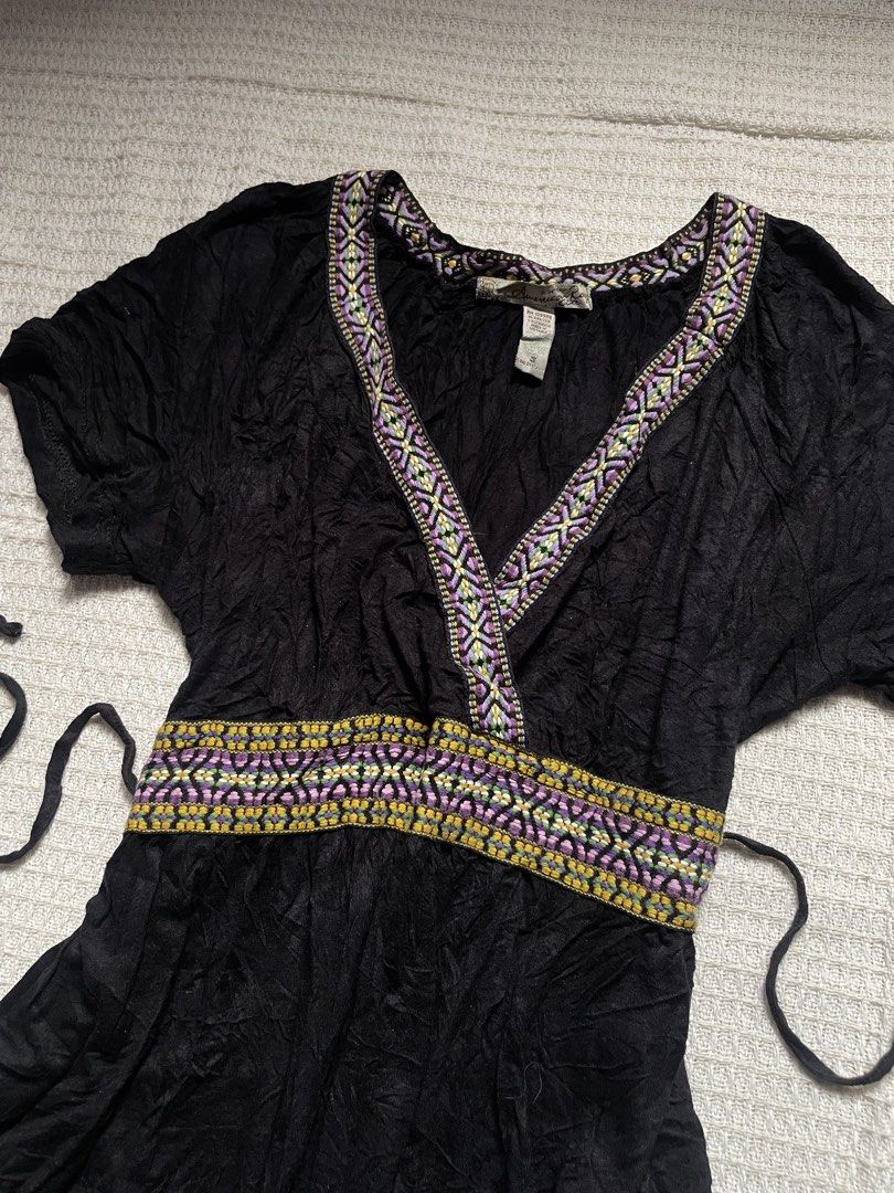 boho style short sleeve top (Category: Blouses) located in Meycauayan. Submitted by fae.trove (Listing ID 1466393134, Image 2). Description: .