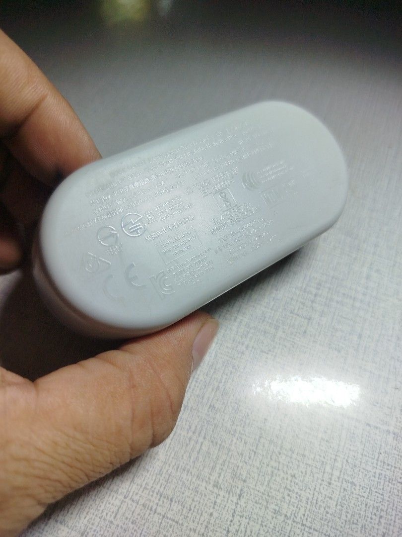 Bose Sport Earbuds Charging Case and Ear Tips (Category: Earphones) located in Cagayan de Oro. Submitted by zorro11041987 (Listing ID 1466392744, Image 2). Description: - Authentic Bose Sport Earbuds in clean white - Includes charging case for power on the go - Comes with multiple replacement ear tips for a secure fit - USB-C charging capability - Solid sound quality, perfect for workouts and daily listening - Fully functional and in great workin