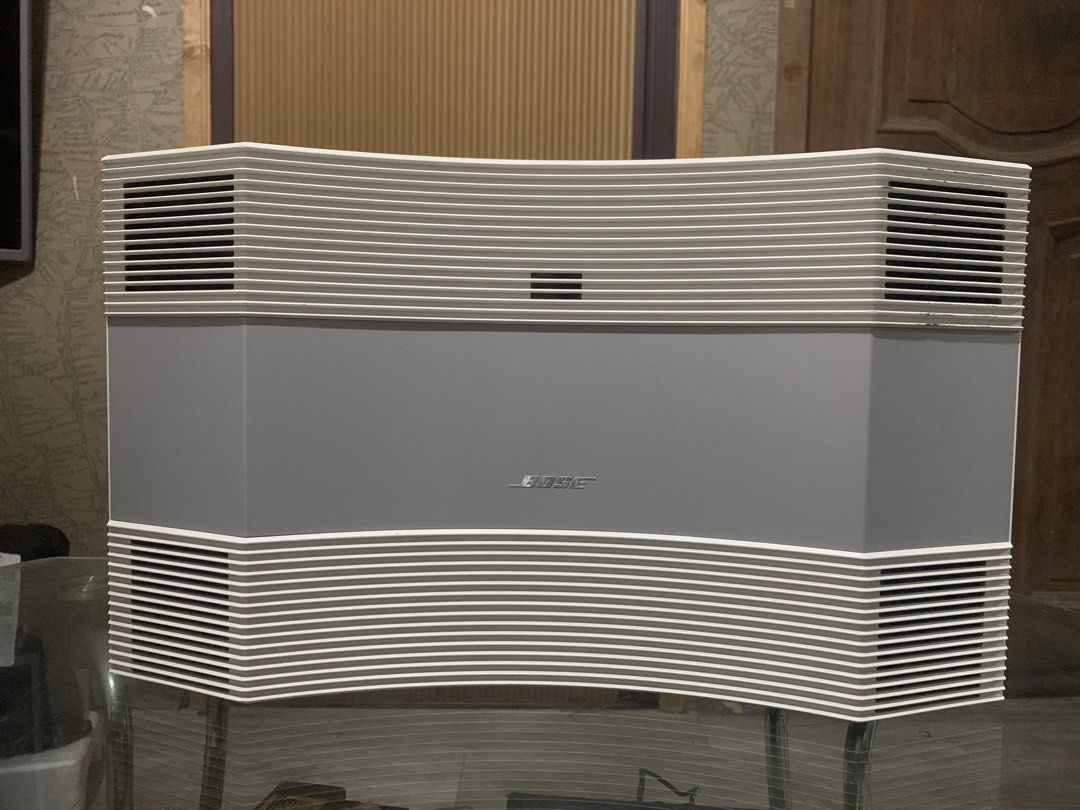 Bose wave music system II cd (Category: Soundbars, Speakers & Amplifiers) located in Taytay. Submitted by the_fort (Listing ID 1466371342, Image 1). Description: Fo sale Bose wave music system II cd 110 volts Very good condition For declutter ng mga speakers 23,500 pesos Taytay rizal.