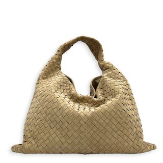 (Category: ) located in . Submitted by carousellluxury (Listing ID 1466441371, Image 1). Description: .