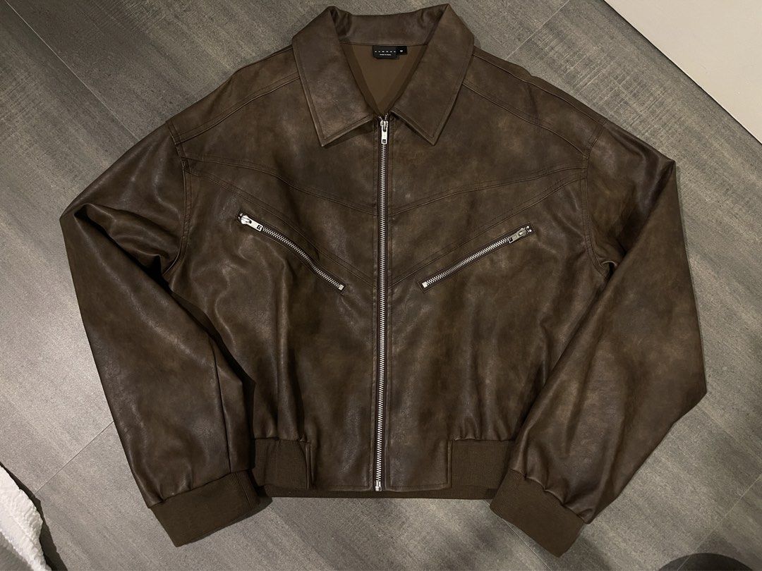 Boxy Cropped Brown Leather Jacket (Category: Coats, Jackets and Outerwear) located in Manila. Submitted by ig_i.00 (Listing ID 1466486843, Image 1). Description: - Medium ( 22.5 x 25) - Worn once, can be as new - bought it for 2k .
