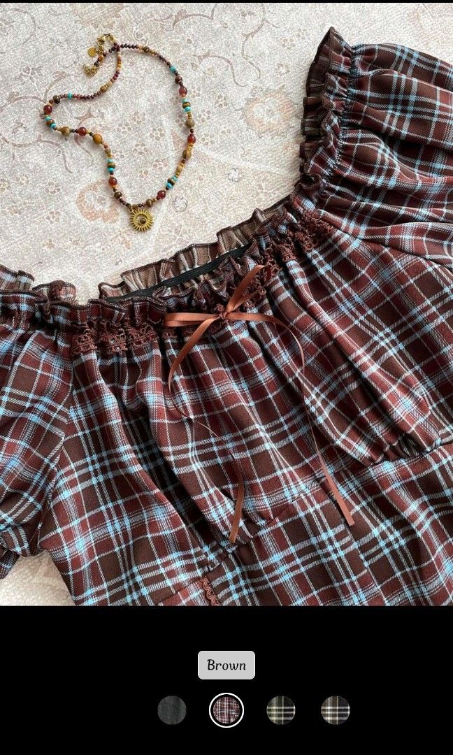 Brown plaid puff sleeves top (Category: Blouses) located in Pateros City. Submitted by soshifem (Listing ID 1466552877, Image 2). Description: brandnew size s-m.