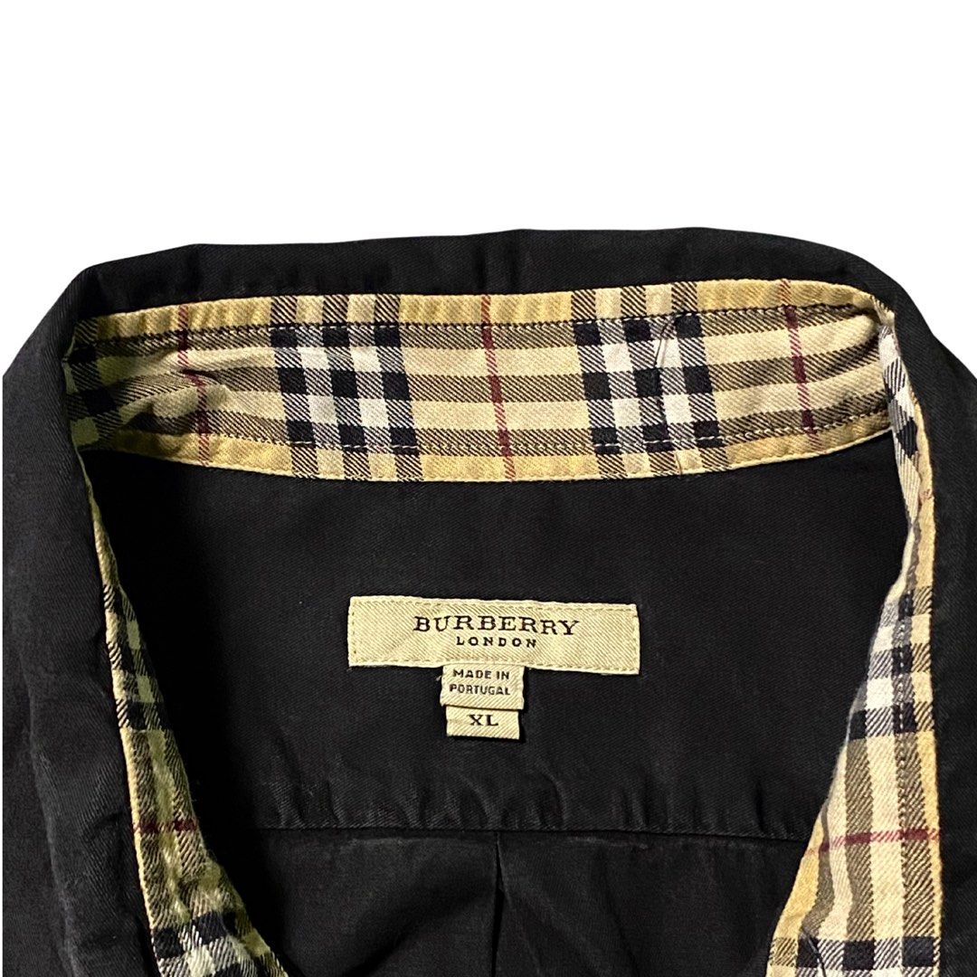 Burberry Black Button Down Polo Longsleeves ( Like New ) (Category: Formal Shirts) located in Manila. Submitted by streetplug (Listing ID 1466528087, Image 3). Description: issues | flaws : none ☑️ measurement : 22 x 29 color rate : 10 / 10 🎨 location : las piñas 📍 jnt | lbc | lalamove meetup around las piñas area ‼️.