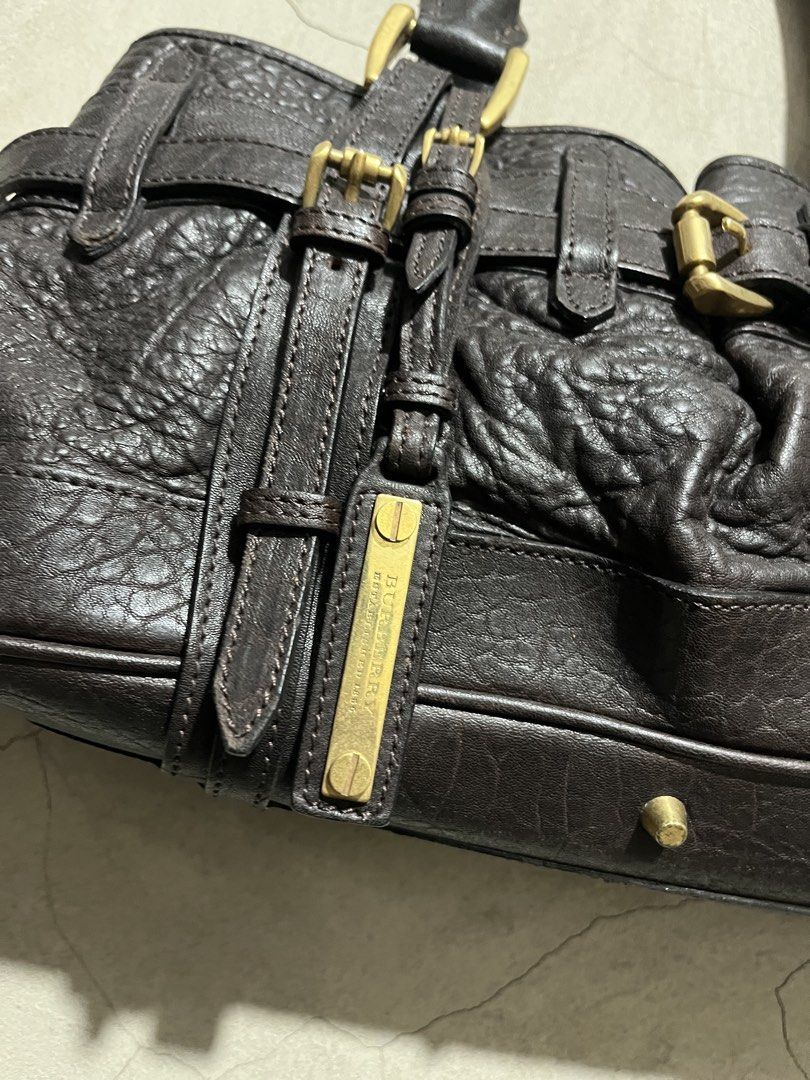 BURBERRY Rowan Satchel (Category: Luxury Bags & Wallets) located in Cagayan de Oro. Submitted by vintagevvvictim (Listing ID 1466473215, Image 2). Description: very good condition pls see detailed pics for condition.
