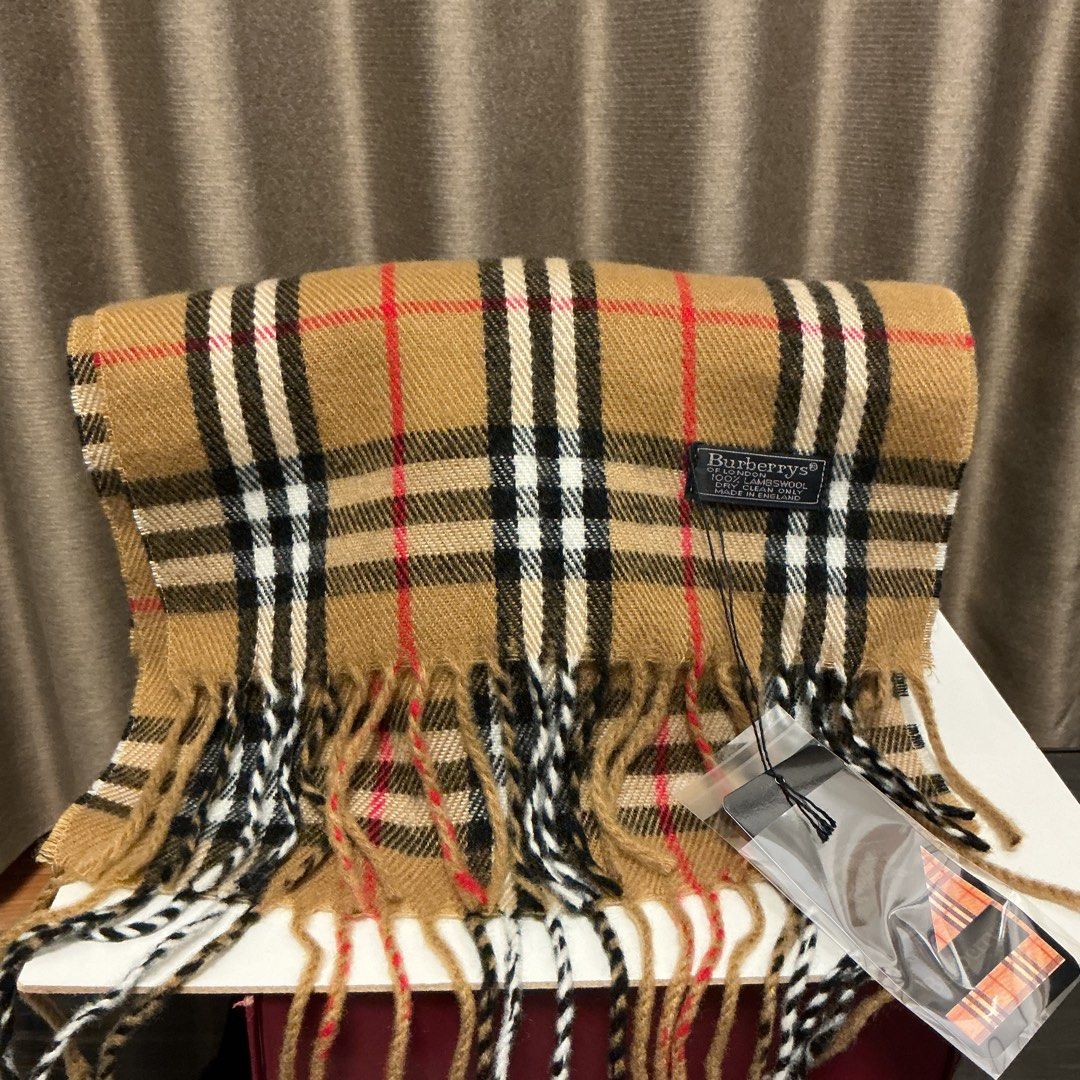 Burberry scarf (Category: Scarves) located in Quezon City. Submitted by hintstreet (Listing ID 1466512098, Image 1). Description: .