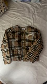 （分類：）位於 。 由 agatha.439 提交（商品編號 1466460482，圖片 1）。簡介： 。