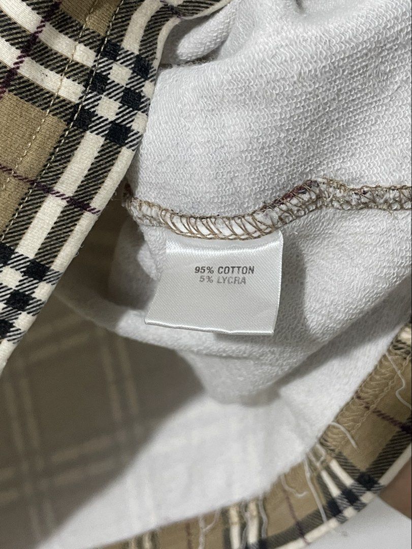 Burberry Vintage Checked Turtle Neck Top (Category: Luxury Apparel) located in Tuguegarao City. Submitted by ziggerryy (Listing ID 1466522839, Image 3). Description: No flaws. No holes Best fits Xs-M.
