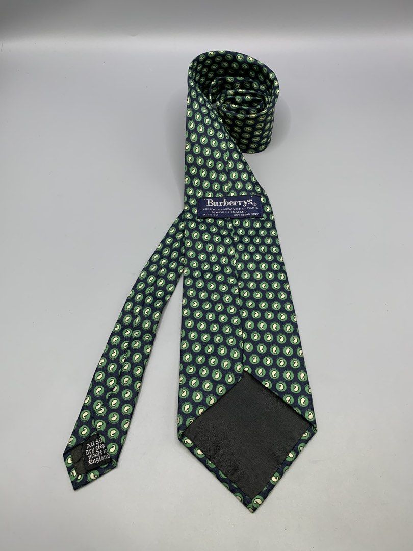 BURBERRY'S NECKTIE (Category: Luxury Accessories) located in Bulacan. Submitted by ridersthrift_ph (Listing ID 1466496109, Image 1). Description: Authentic In Great Condition No Flaws Gcash Payment Bulacan 📍.
