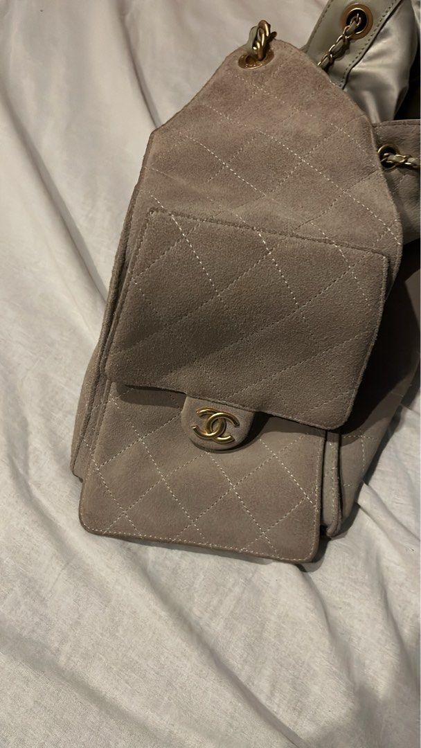 C25 Suede in Grey (Category: Luxury Bags & Wallets) located in Manila. Submitted by cool.closetfinds (Listing ID 1466483290, Image 2). Description: dm for price and more pics !! .