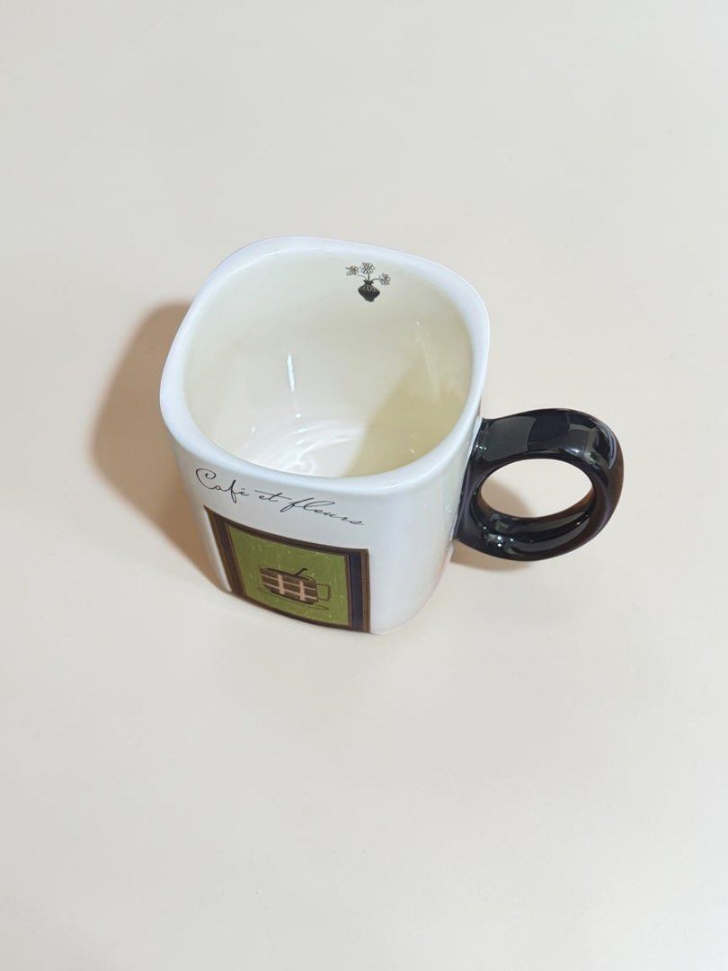 Café et fleurs Ceramic Mug with Box (Category: Coffee & Tea Tableware) located in Bulacan. Submitted by mingchifinds (Listing ID 1466554883, Image 3). Description: Vintage Café Ceramic Mug (Yellow Green) ⭐️Brand New Import with box Price 🏷️: ₱480 Dimensions W: 8.6 cm H: 9.5 cm Capacity: 380 ml ✅Microwave Safe, Dishwasher Safe 🧡 brand new import, no issues, no chips, cracks or crazing.
