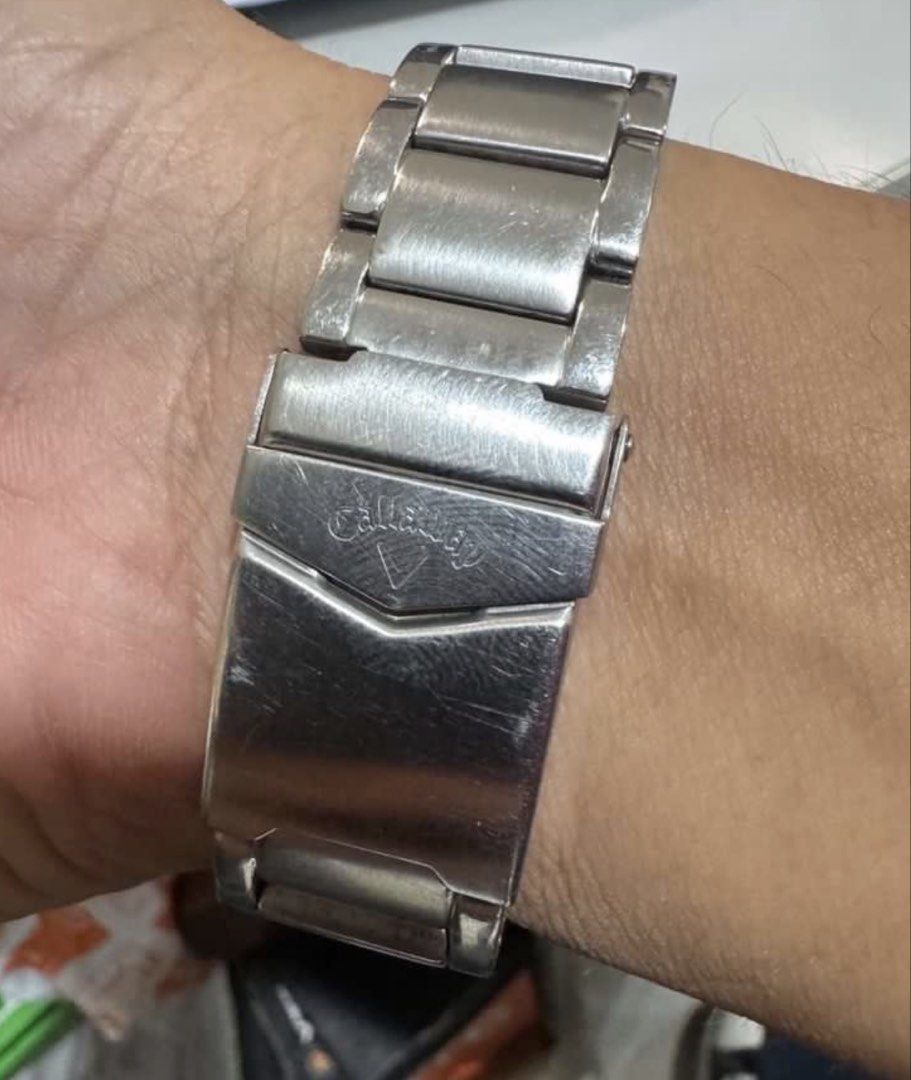 Callaway CY2145 Chronograph Stainless Steel Watch (Category: Men's Watches) located in Laguindingan. Submitted by kixseven (Listing ID 1466428126, Image 3). Description: - Brand/Model: Callaway CY2145 Men's Chronograph Watch - Design: Stainless steel case and metal bracelet with a bold black dial and striking orange numbers - Features: Functional sub-dials and convenient date window at the 3 o'clock position - Durability: 5ATM water resistant rat