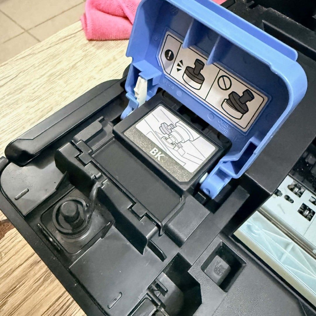 Canon PIXMA G1010 Printer (Category: Printers, Scanners & Copiers) located in Cainta. Submitted by gianmercado (Listing ID 1466468702, Image 3). Description: Canon PIXMA G1010 Printer * A4 Refillable Ink Tank Printer * USB 2.0 connection * 3 inks almost full; black needs refill soon * No issues / fully working * Rarely to moderately used * With USB cable + power cable * No box.