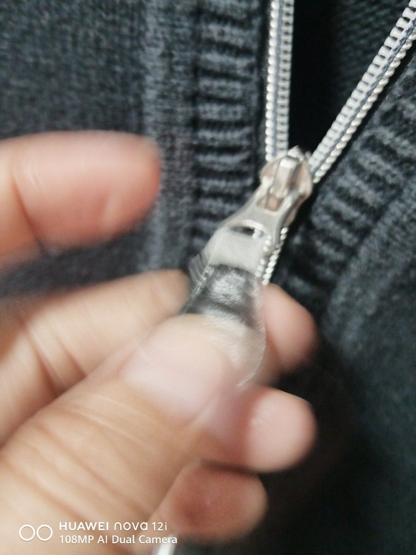 Cardigan (Category: Coats, Jackets and Outerwear) located in San Pablo. Submitted by MissAmethyst (Listing ID 1466357813, Image 3). Description: .