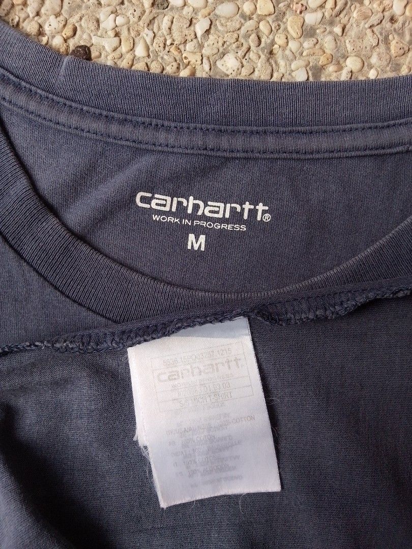 Carhartt (Category: Tshirts & Polo Shirts ) located in Batangas. Submitted by 68.thrifts (Listing ID 1466363357, Image 3). Description: size: 19.5 x 28.5 / M on tag color rate: 7/10.